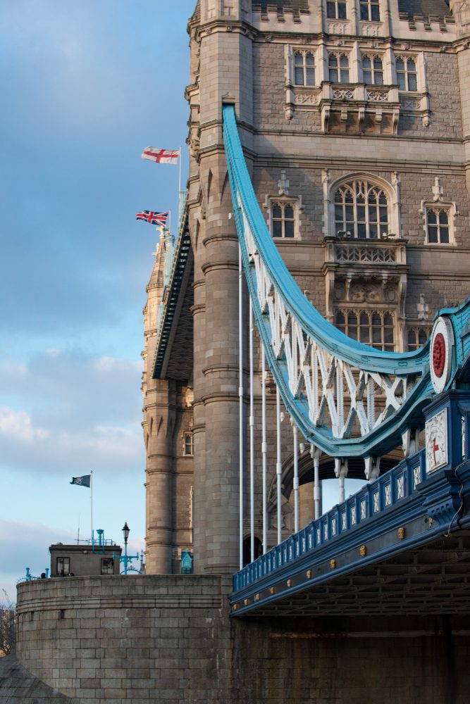 Website design - tower Bridge in London against a blue sky