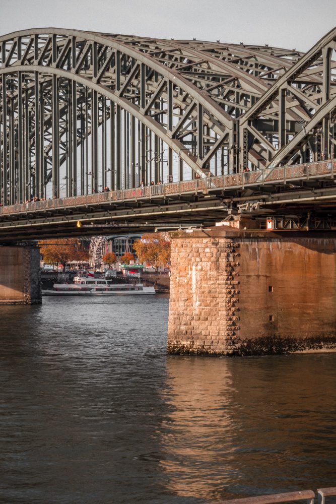 Website design - steel arch railway bridge over a river