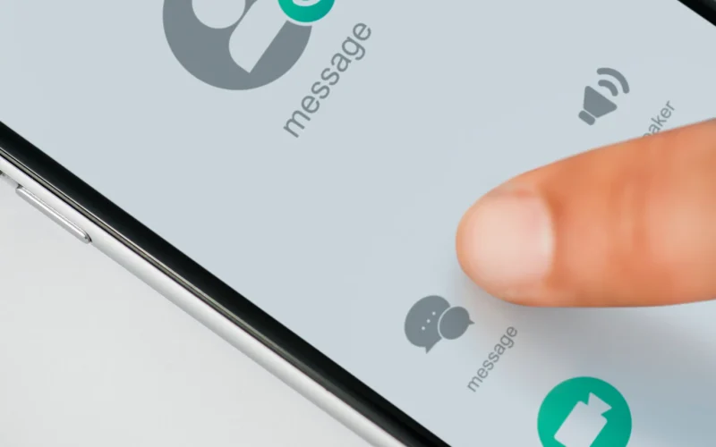 closeup-mobile-phone_53876-15087